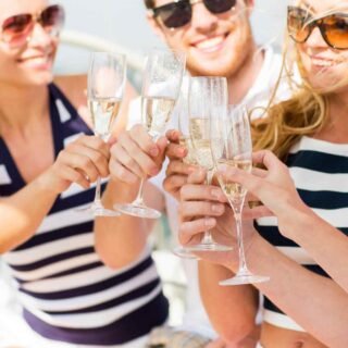 https://boatclubmalaga.com/wp-content/uploads/2018/09/post_03-320x320.jpg